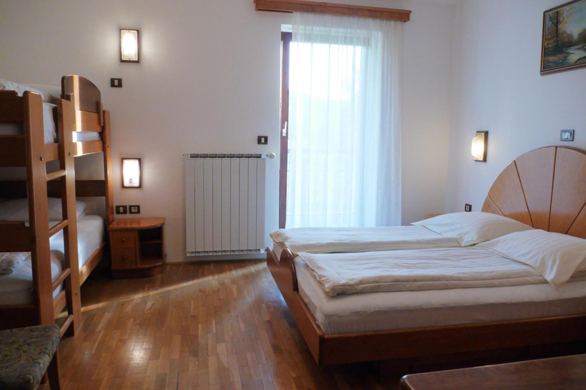 Hotel Ekoturizem Hudicevec Postojna Habitación foto